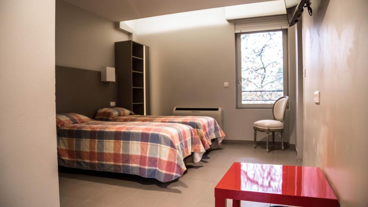 Hotel Du Canal Castelnaudary Phòng bức ảnh